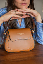 Load image into Gallery viewer, Cartera Laura