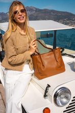 Load image into Gallery viewer, Cartera Myriam
