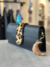 Load image into Gallery viewer, Charms para carteras
