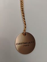 Load image into Gallery viewer, Charm de marca para cartera
