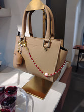 Load image into Gallery viewer, Charm tipo cadena para cartera

