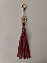 Load image into Gallery viewer, Charm de marca para cartera
